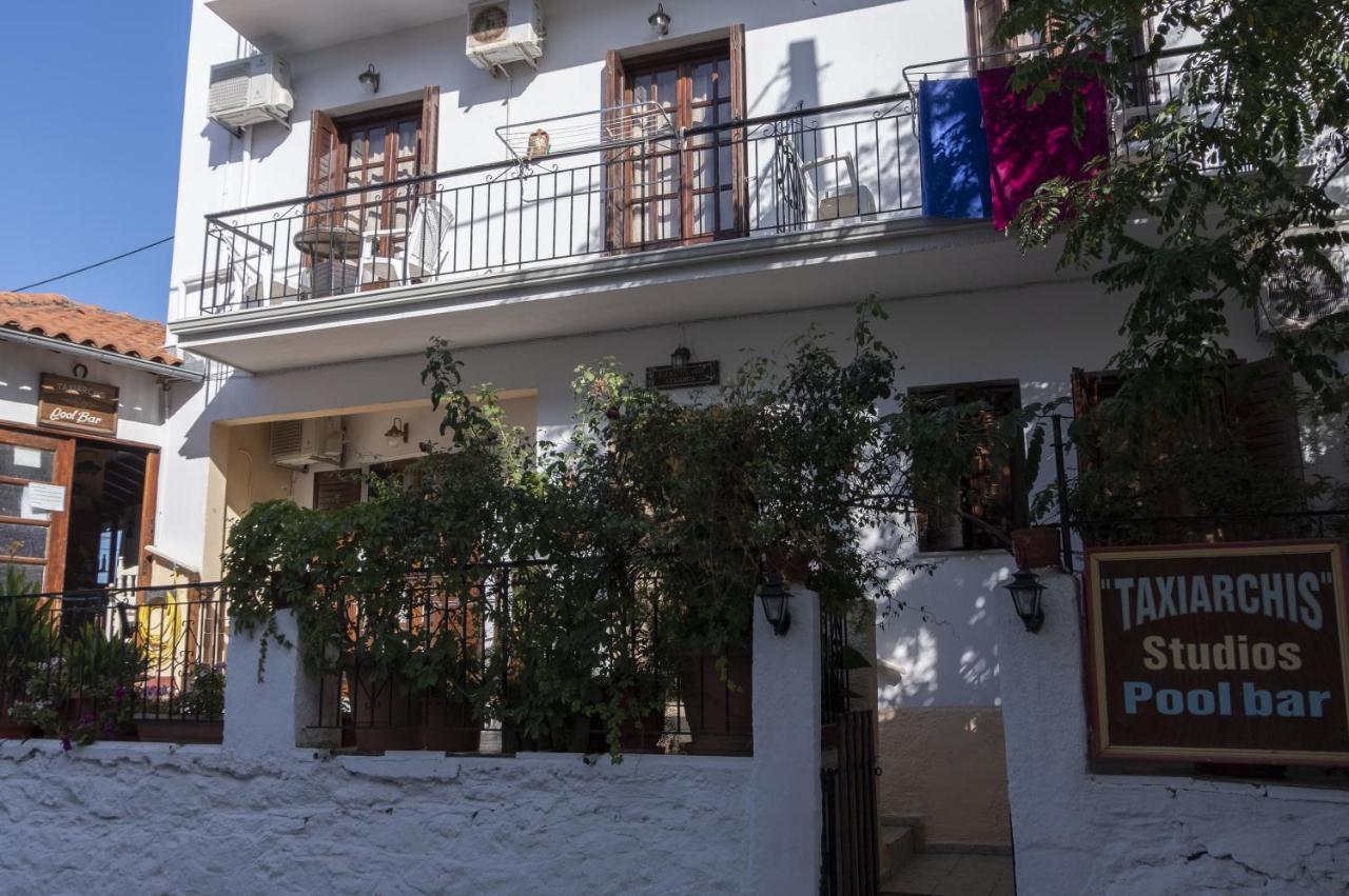 Taxiarchis Apartments Skiathos-Stadt Exterior foto