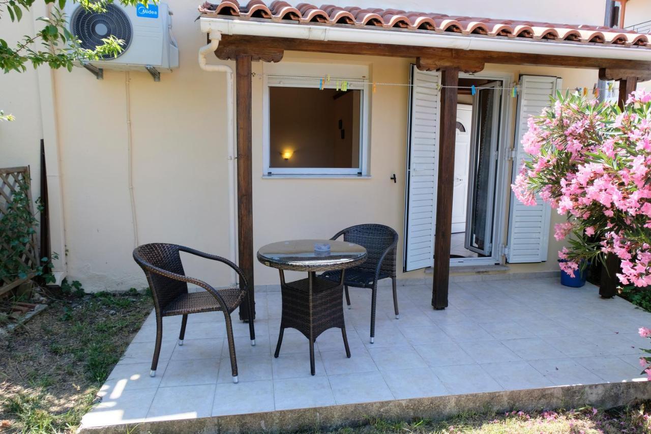 Taxiarchis Apartments Skiathos-Stadt Exterior foto