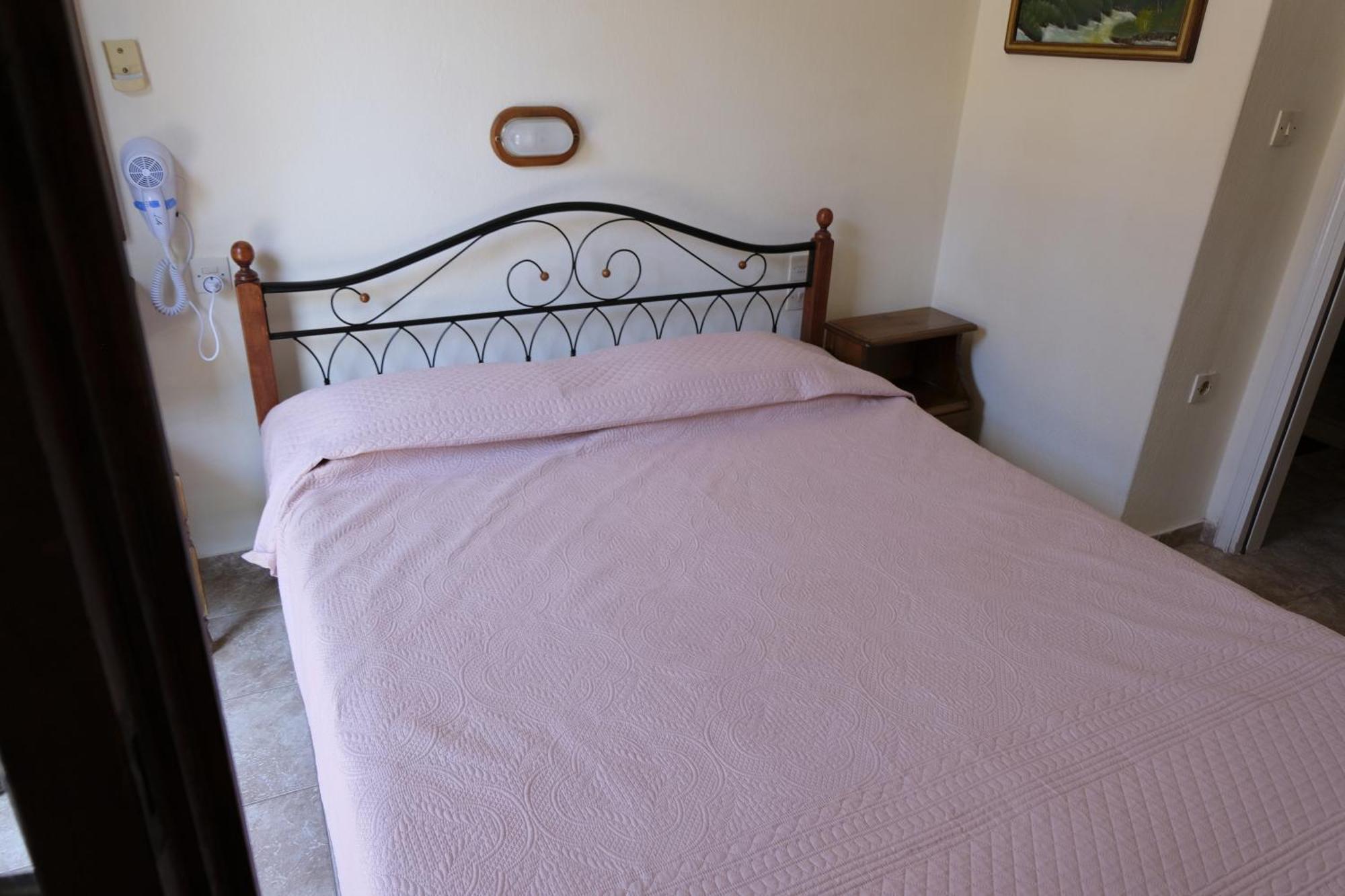 Taxiarchis Apartments Skiathos-Stadt Zimmer foto